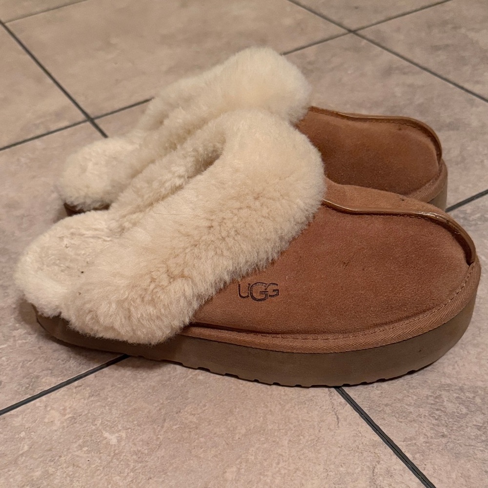 UGG Chestnut Suede Cozy Shearling Clog